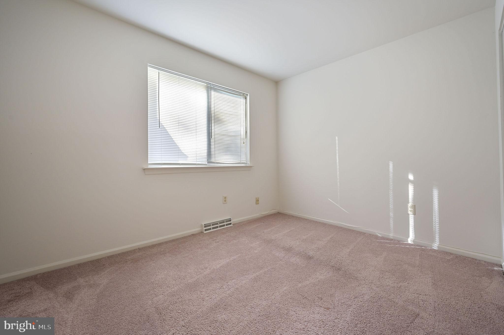 38 Heatherfield Way Dover, DE 19904 - Photo 23 of 27 an empty room with a window