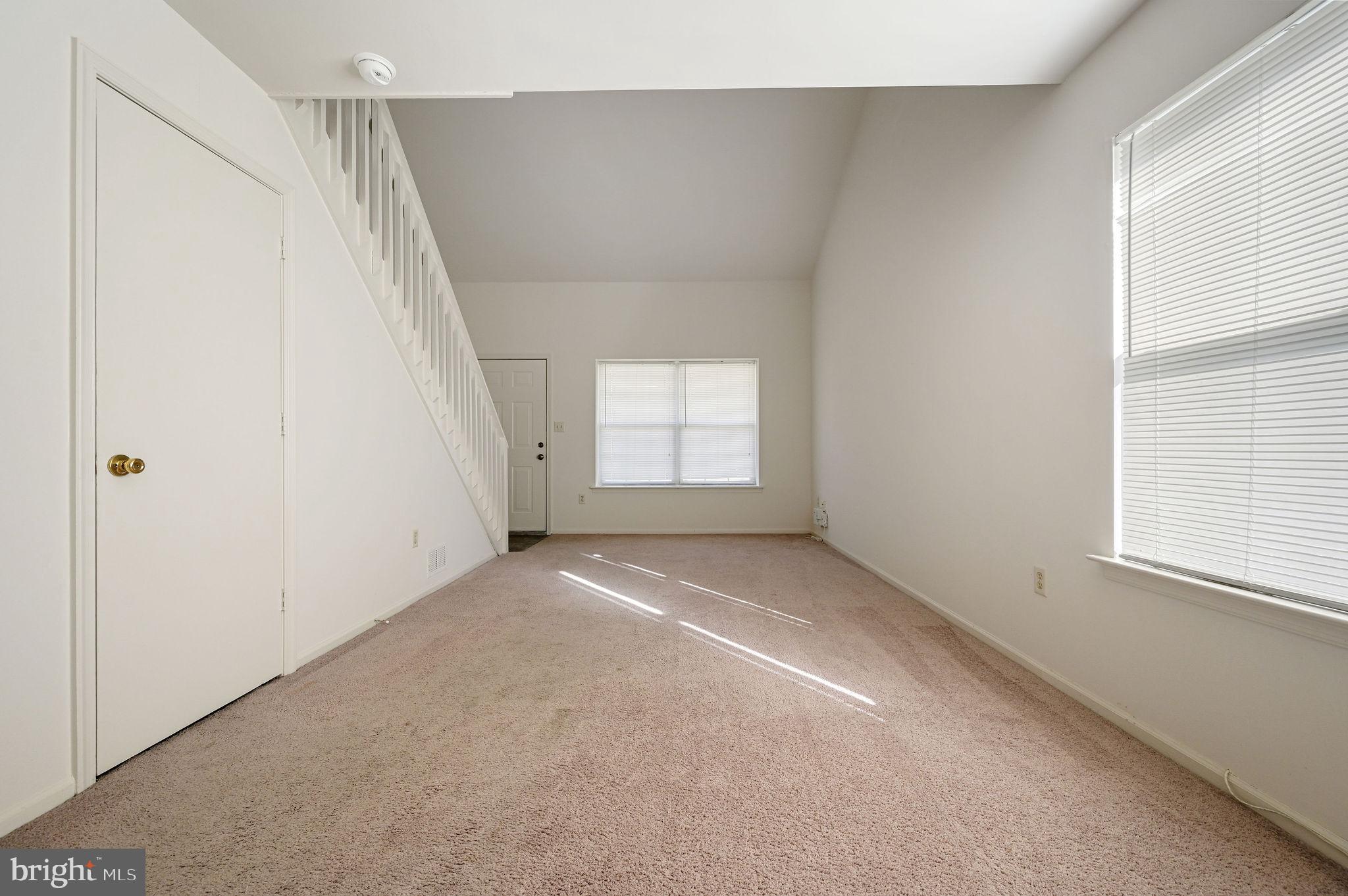 38 Heatherfield Way Dover, DE 19904 - Photo 9 of 27 an empty room with windows