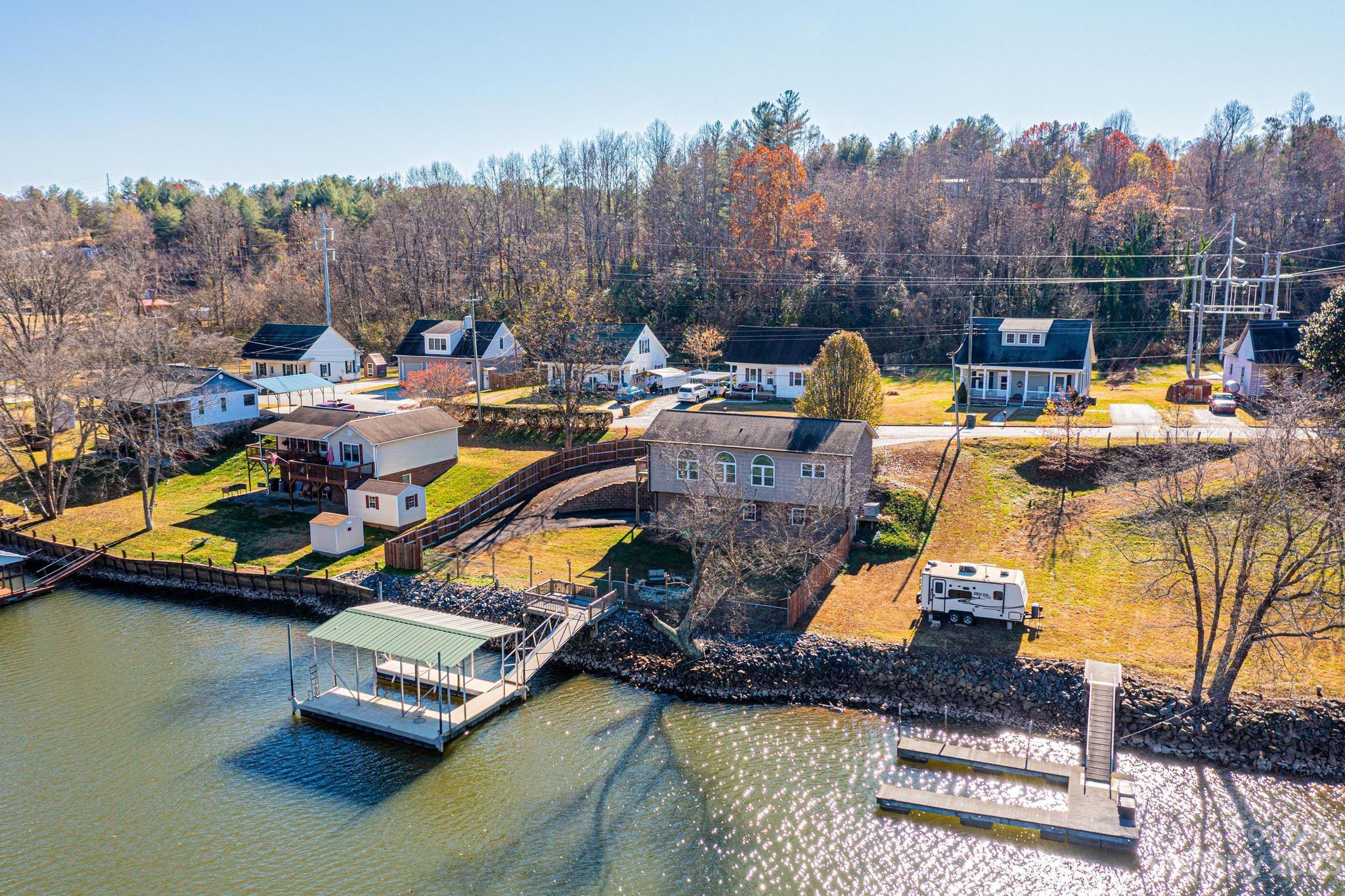 209 Catawba Avenue Hickory, NC 28601 - Photo 25 of 28 a view of swimming pool with outdoor seating