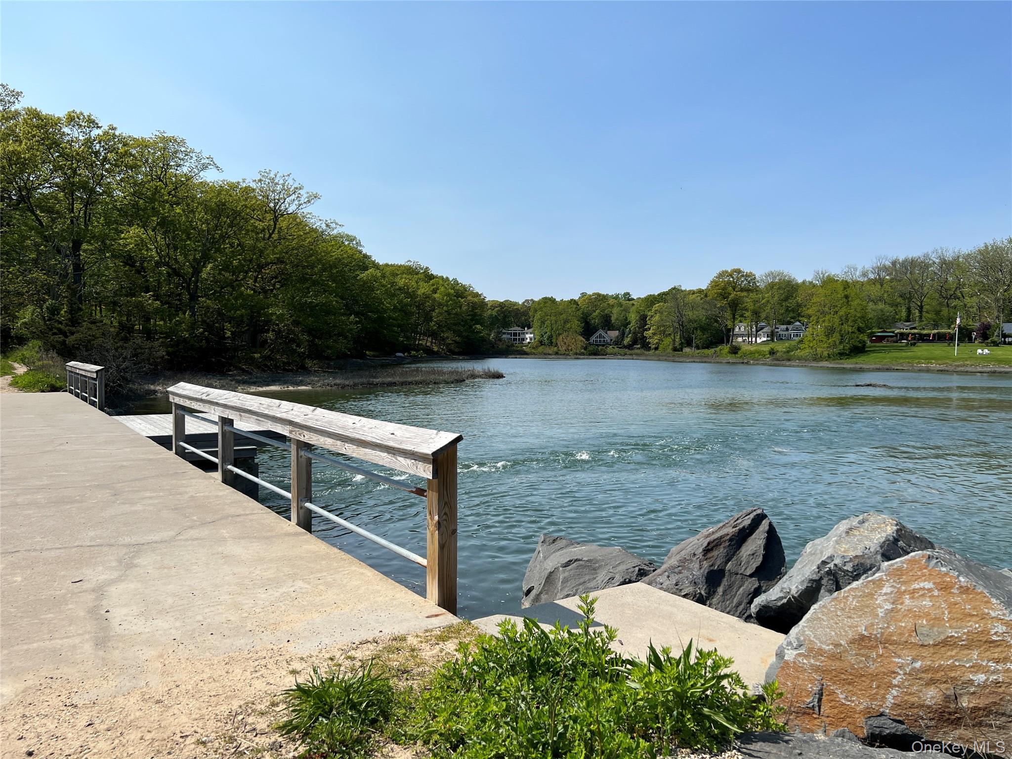 140 Old Winkle Point Road Northport, NY 11768 - Photo 34 of 38 Private Beach