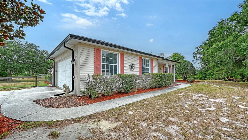 7945 Verna Bethany Road Myakka City, FL 34251 - Photo 6 of 73