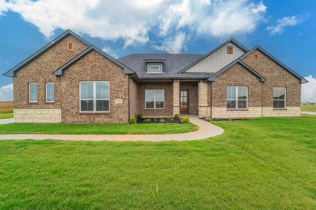 $592,990 | 430 Harvest Time Lane, Venus, TX 76084