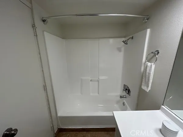 $2,595 | 51020 Eisenhower Drive, Unit A, La Quinta, CA 92253