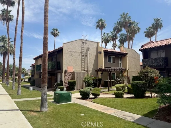 $2,595 | 51020 Eisenhower Drive, Unit A, La Quinta, CA 92253