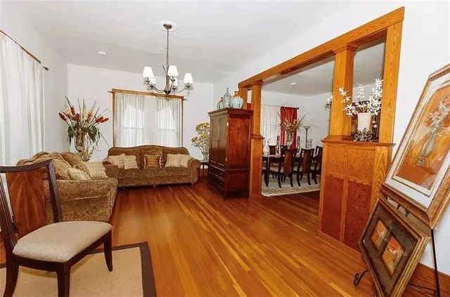 $164,900 | 600 West Walnut Street, Salina, KS 67401