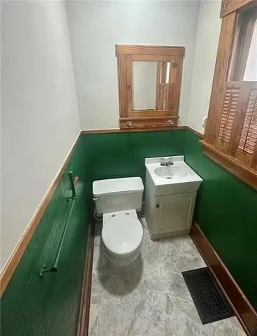 $164,900 | 600 West Walnut Street, Salina, KS 67401