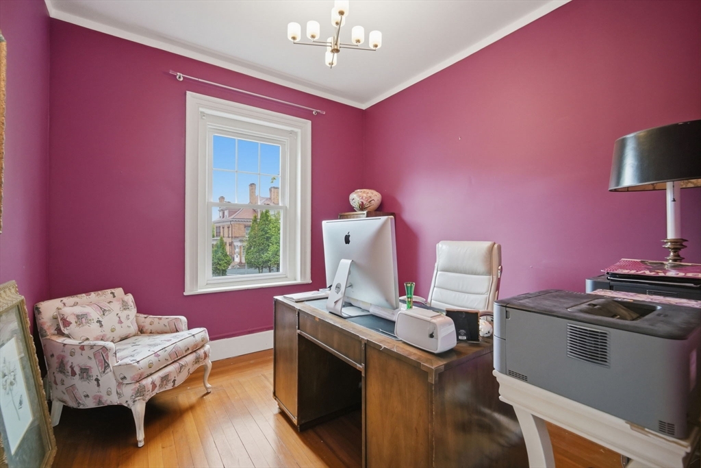 48 Madison Avenue Springfield, MA 01105 - Photo 14 of 38