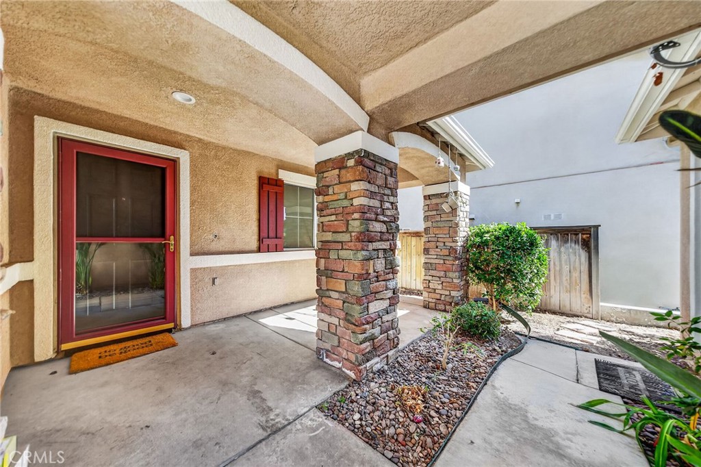 33650 Abbey Road Temecula, CA 92592 - Photo 8 of 61