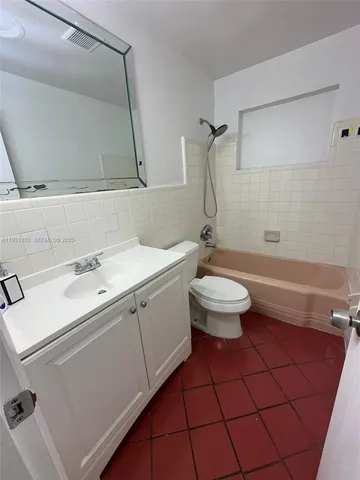 $3,900 | 740 Northwest 178th Terrace, Miami Gardens, FL 33169