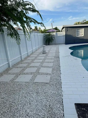 $3,900 | 740 Northwest 178th Terrace, Miami Gardens, FL 33169