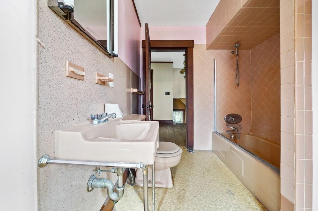 8 High Street Ayer, MA 01432 - Photo 15 of 24