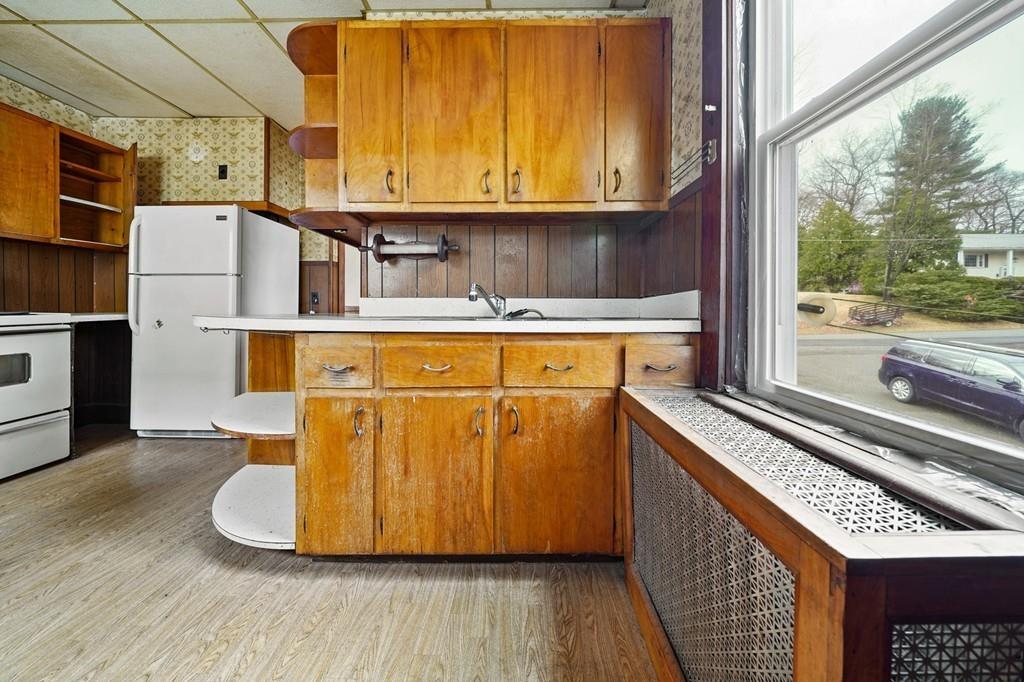 8 High Street Ayer, MA 01432 - Photo 3 of 24