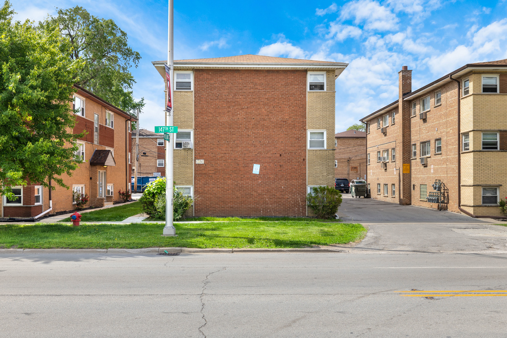 3631 147th Street Midlothian, IL 60445 - Photo 2 of 4