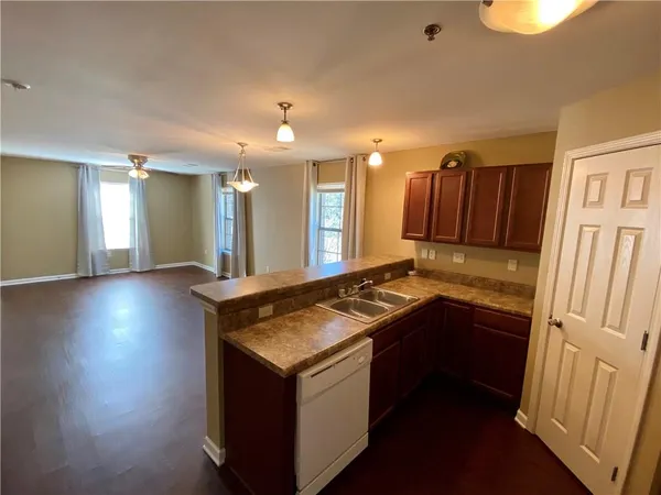 $950 | 440 South Military Road, Unit 4, Slidell, LA 70461