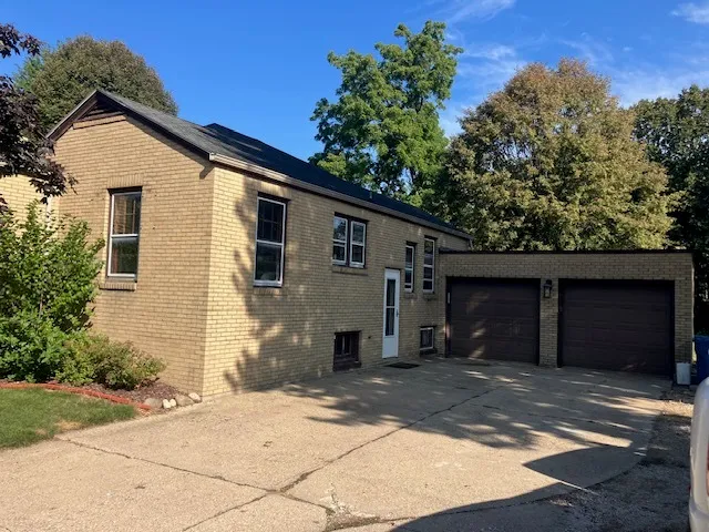 $147,500 | 411 West Peru Street, Princeton, IL 61356