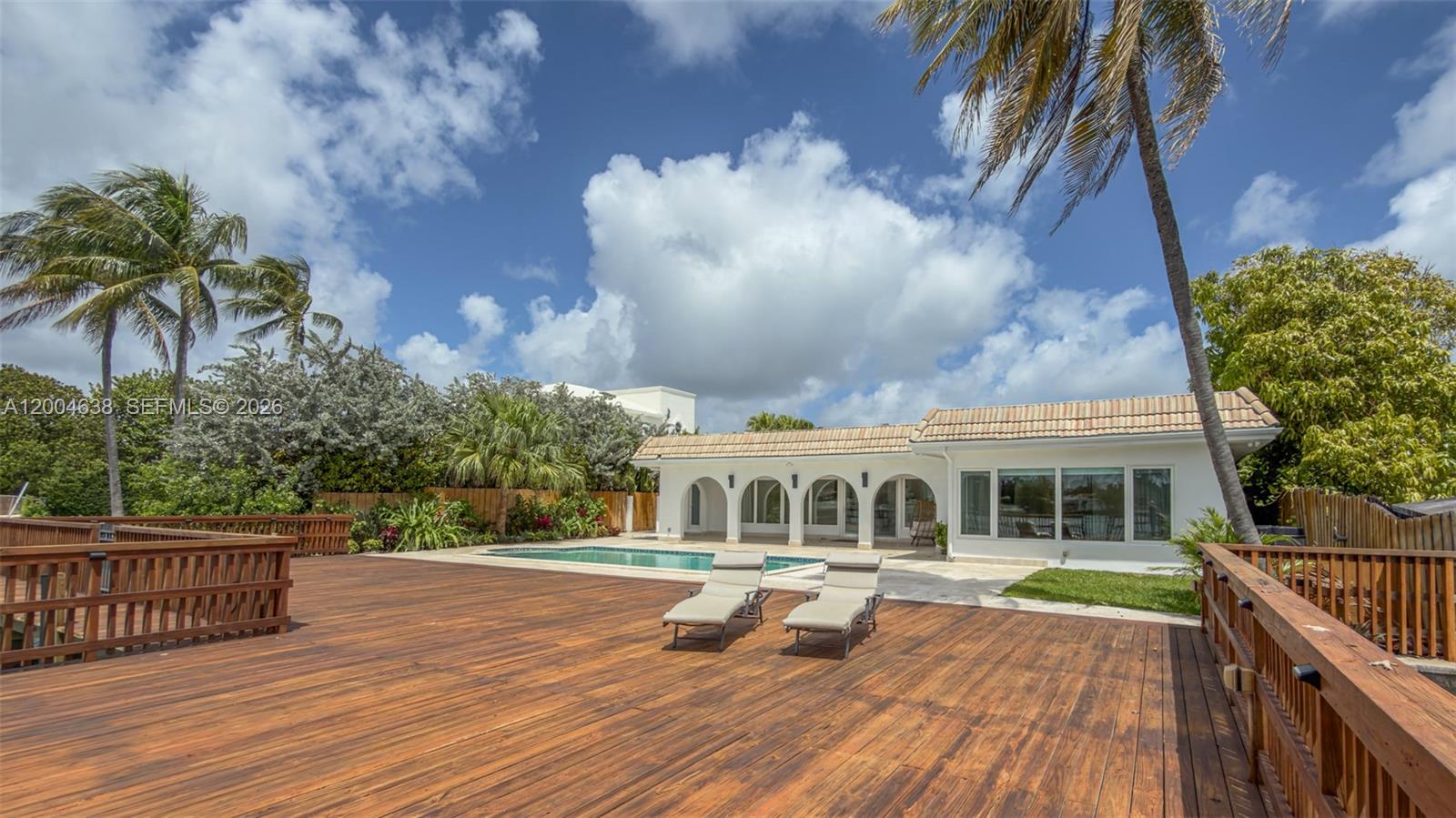 1690 Daytonia Road Miami Beach, FL 33141 - Photo 28 of 88 Photo 28