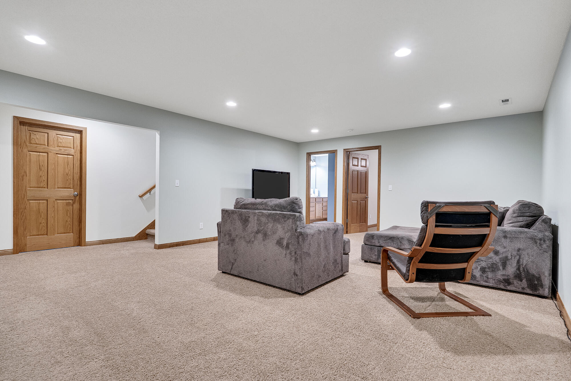 1218 Huntington Street Holmen, WI 54636 - Photo 21 of 32 LL Family Room