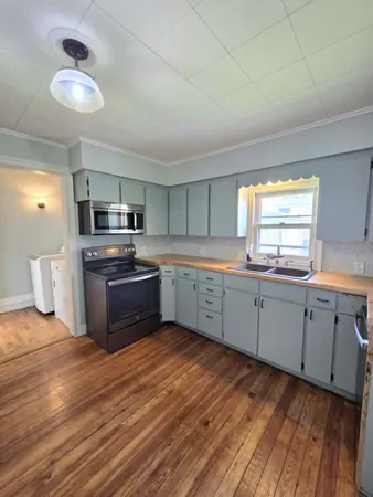 $178,900 | 149 Lafayette Street, Ionia, MI 48846