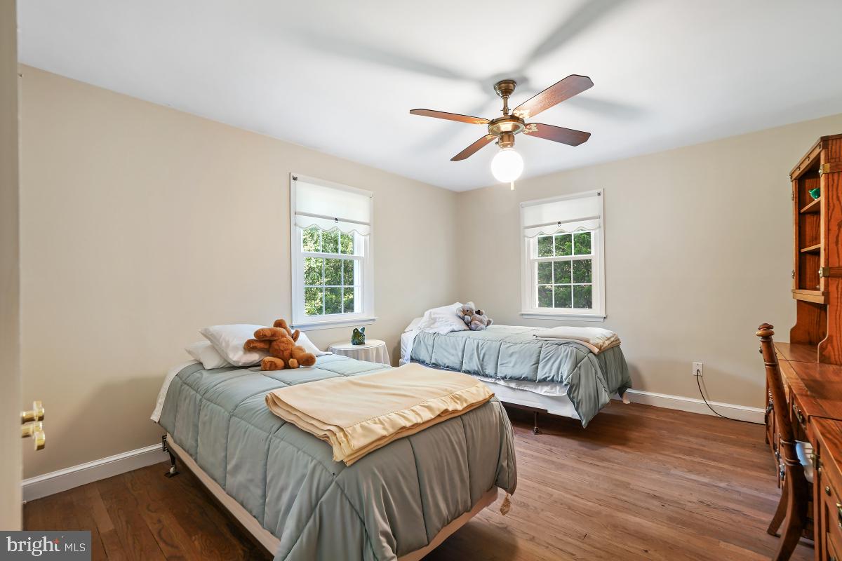 14650 Seneca Road Potomac, MD 20854 - Photo 22 of 48