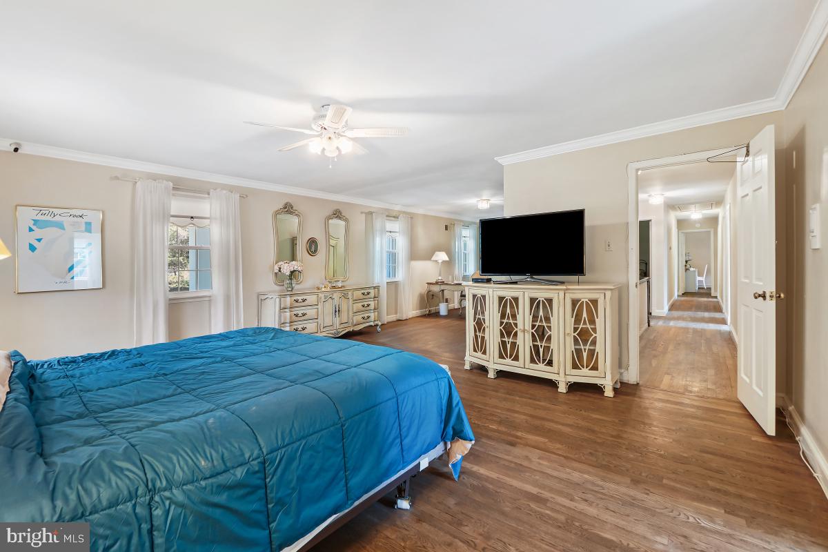 14650 Seneca Road Potomac, MD 20854 - Photo 28 of 48