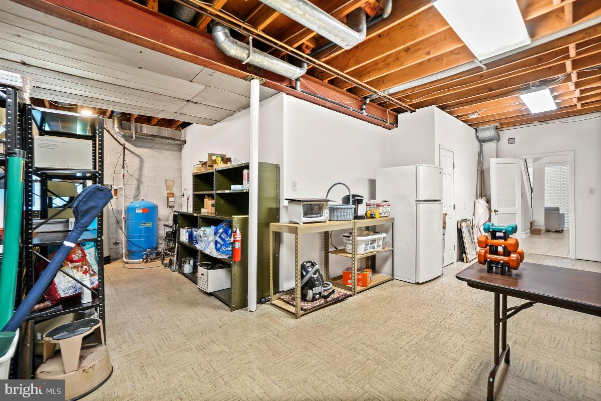 14650 Seneca Road Potomac, MD 20854 - Photo 36 of 48