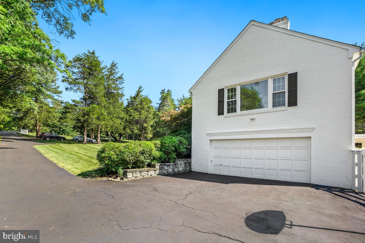 14650 Seneca Road Potomac, MD 20854 - Photo 41 of 48