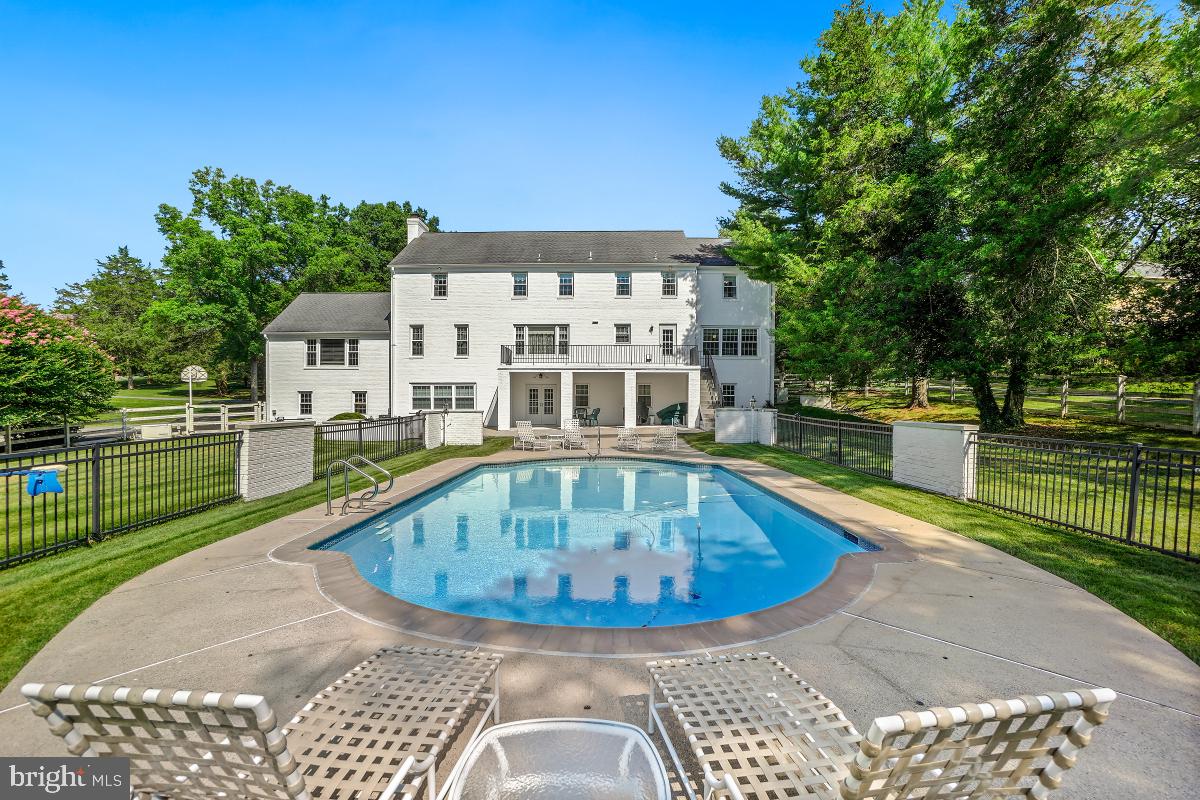 14650 Seneca Road Potomac, MD 20854 - Photo 45 of 48