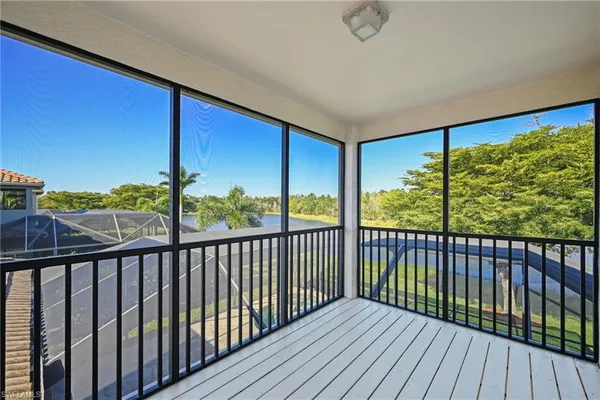 $695,000 | 20480 Torre Del Lago Street, Estero, FL 33928