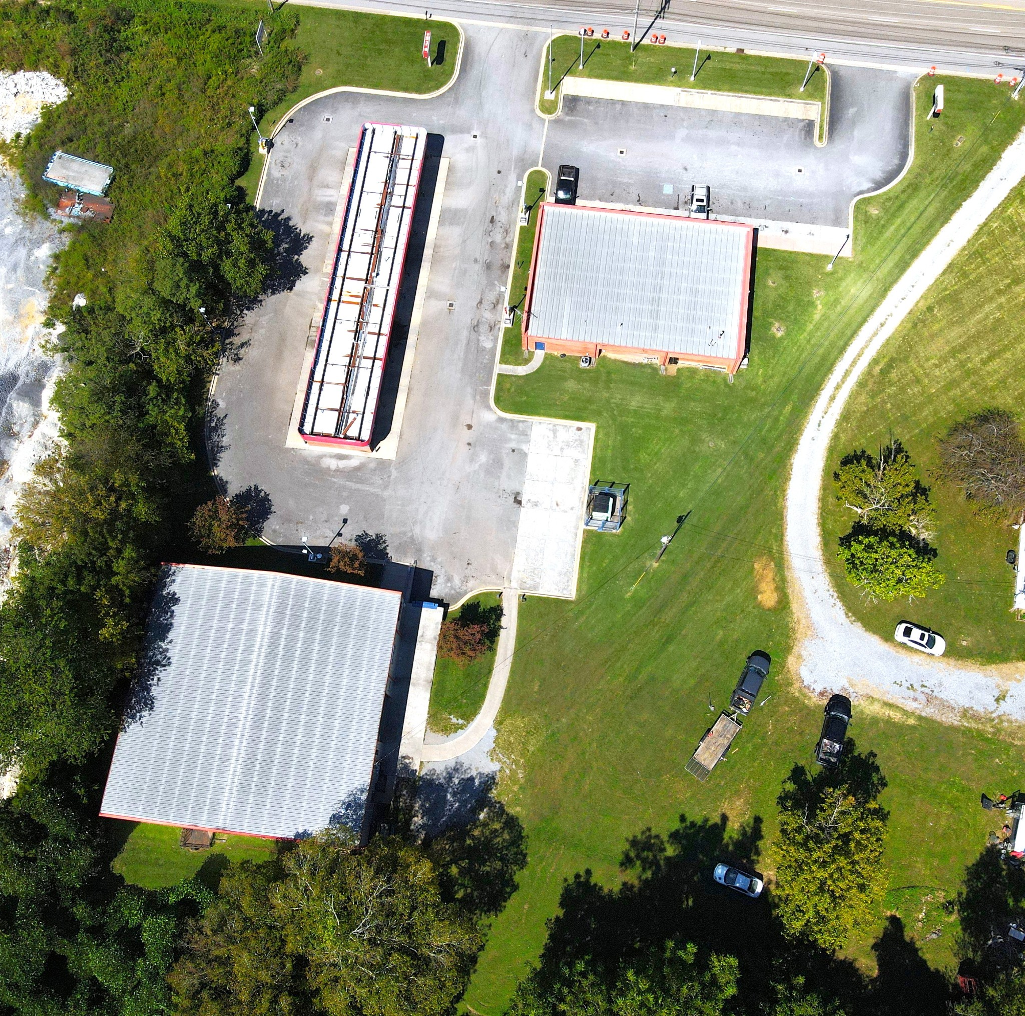 861 Highway 25W Newport, TN 37821 - Photo 3 of 48