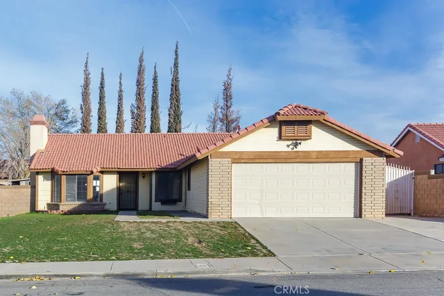 $465,000 | 37012 Calle Bonita, Palmdale, CA 93550