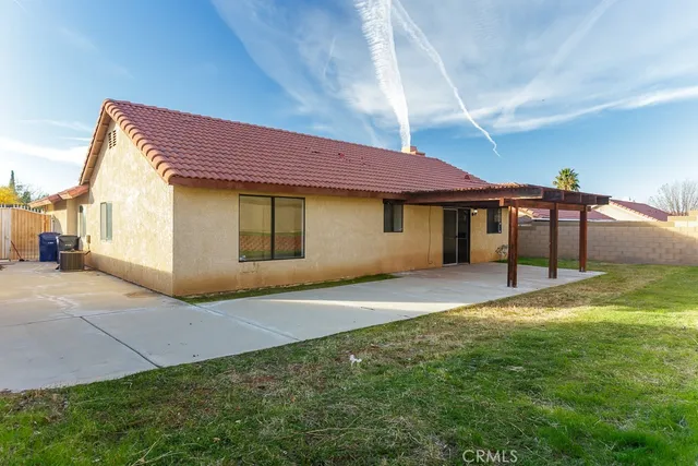 $465,000 | 37012 Calle Bonita, Palmdale, CA 93550