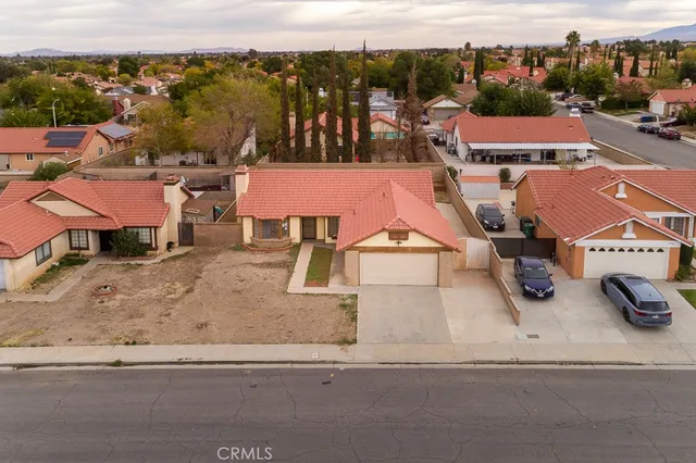 $465,000 | 37012 Calle Bonita, Palmdale, CA 93550