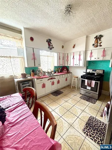 $780,000 | 723 Stuyvesant Avenue, Irvington, NJ 07111