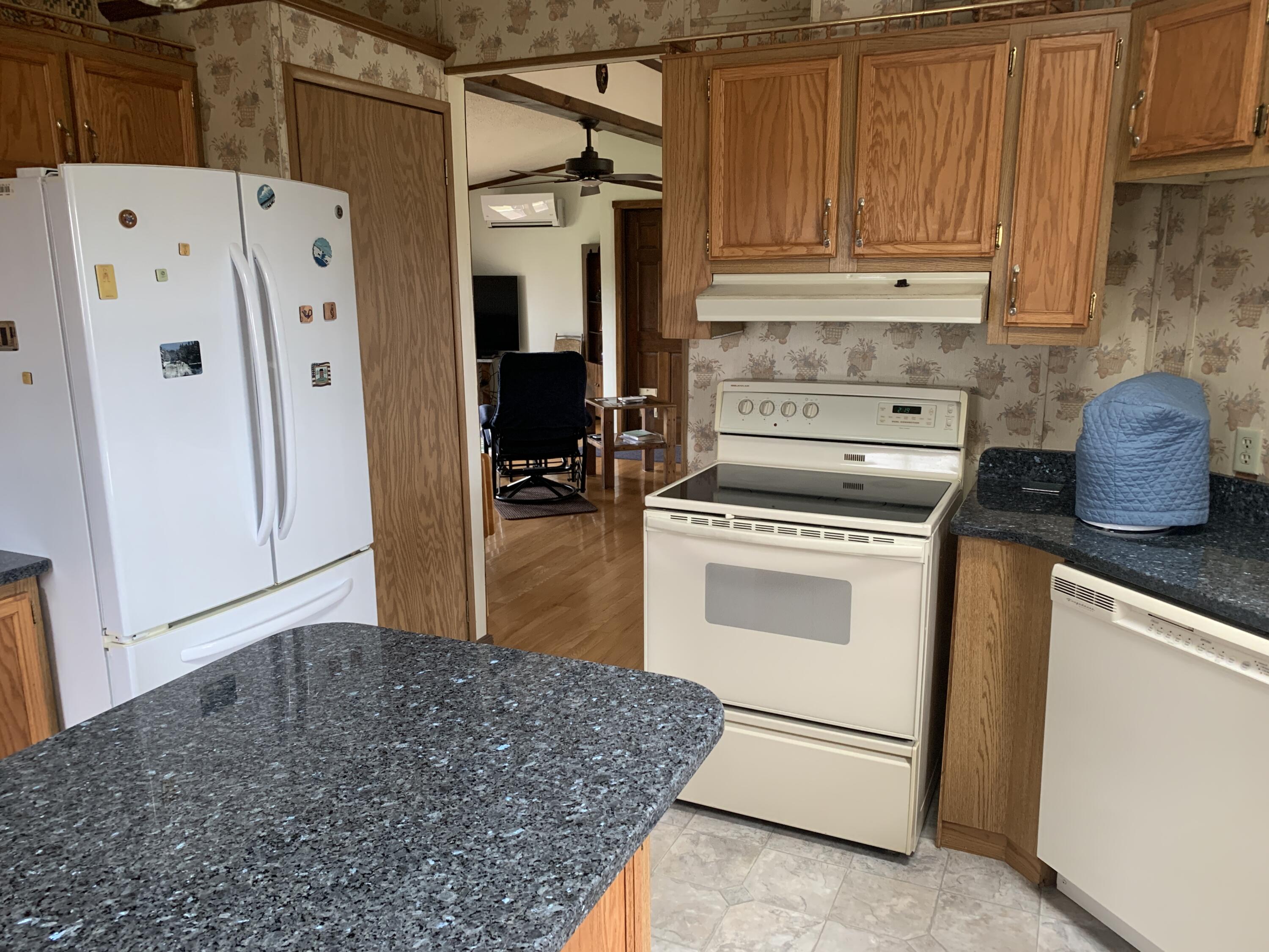 373 Horseback Road Clinton, ME 04927 - Photo 16 of 33 Kitchen