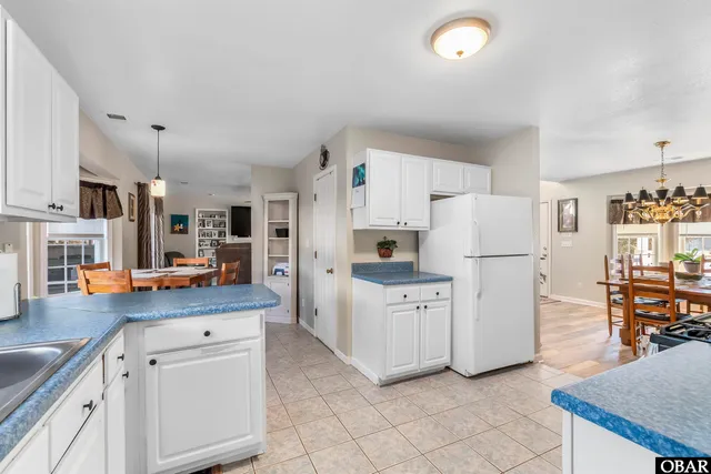 $689,500 | 103 Trenor Lane, Powells Point, NC 27966