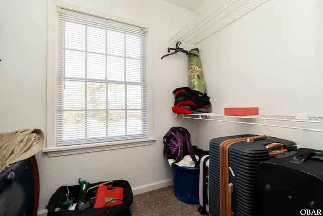 $689,500 | 103 Trenor Lane, Powells Point, NC 27966