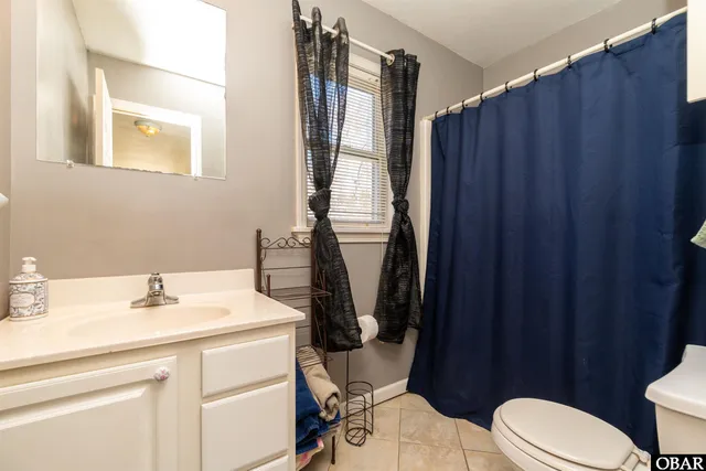 $689,500 | 103 Trenor Lane, Powells Point, NC 27966