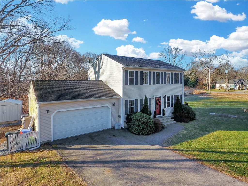 40 Blackbird Road South Kingstown, RI 02892 - Photo 1 of 21 Gallery Image 1