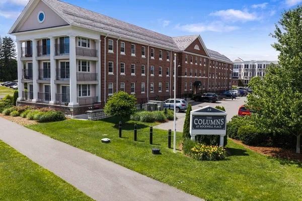 $349,900 | 30 Village Hill Road, Unit 104, Northampton, MA 01060