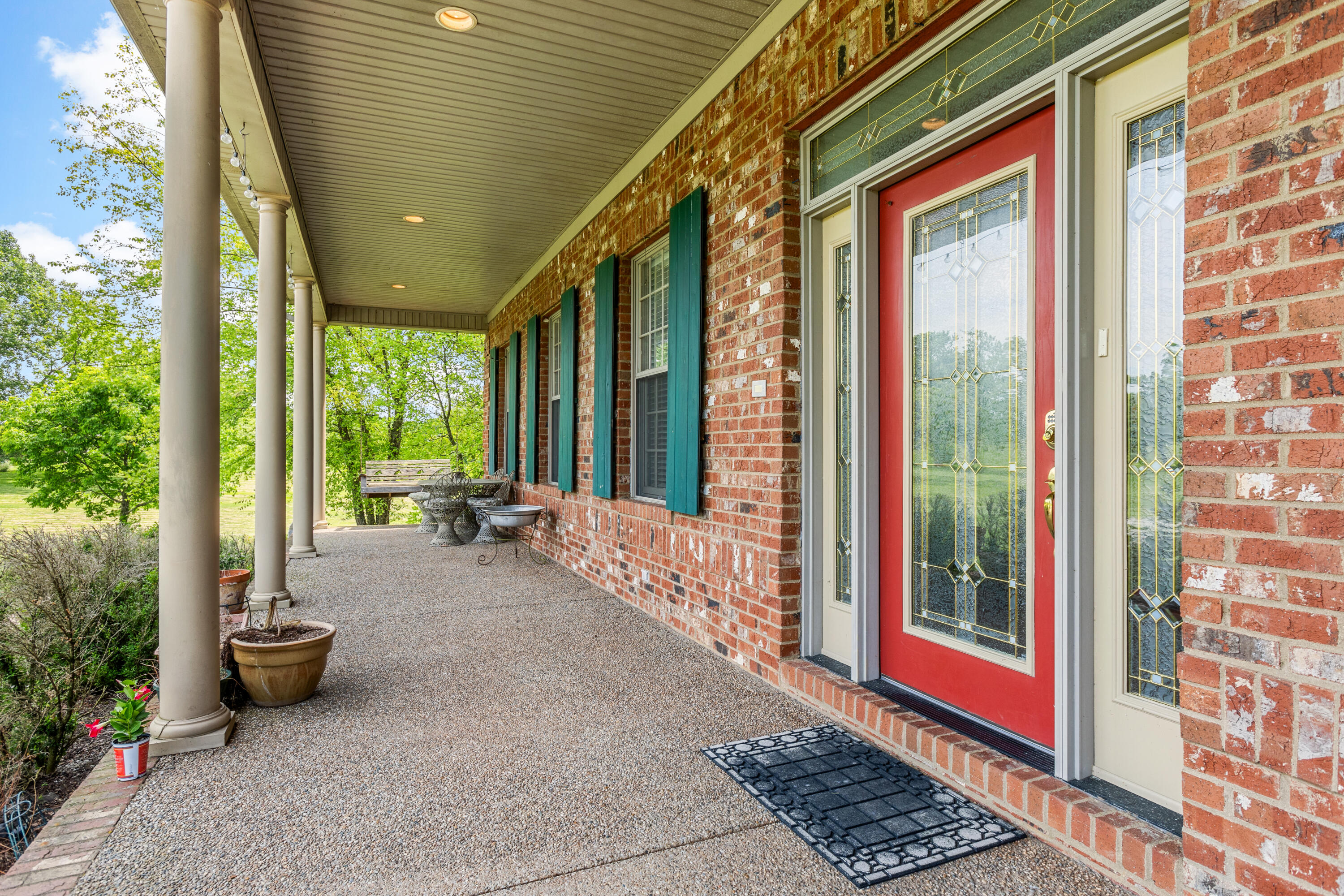 1323 Pea Ridge Road Frankfort, KY 40601 - Photo 6 of 63 I82A4400