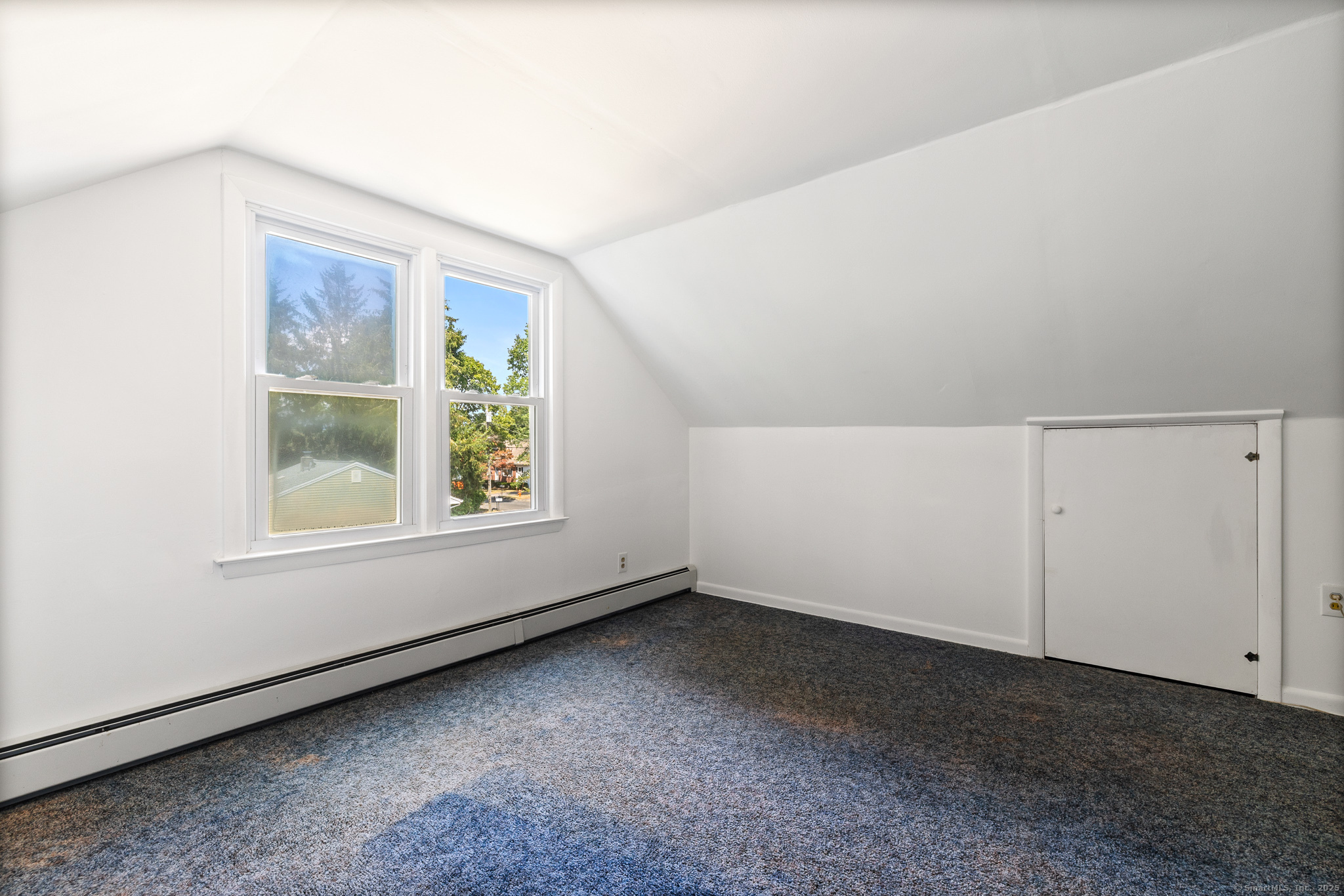 24 Pine Street Waterford, CT 06385 - Photo 14 of 39 an empty room with a window