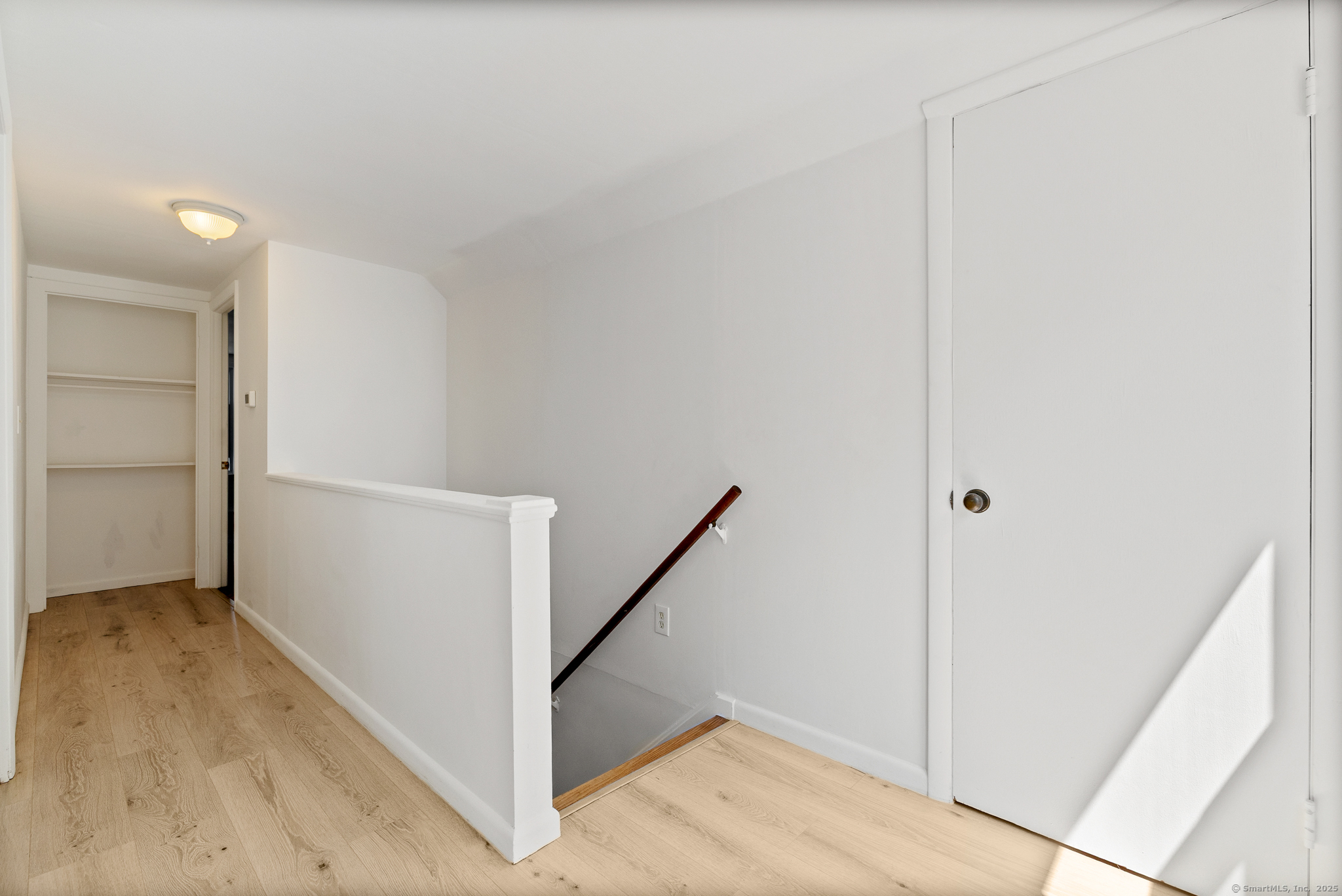 24 Pine Street Waterford, CT 06385 - Photo 16 of 39