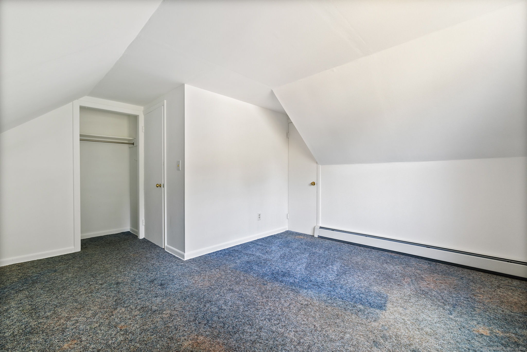 24 Pine Street Waterford, CT 06385 - Photo 21 of 39