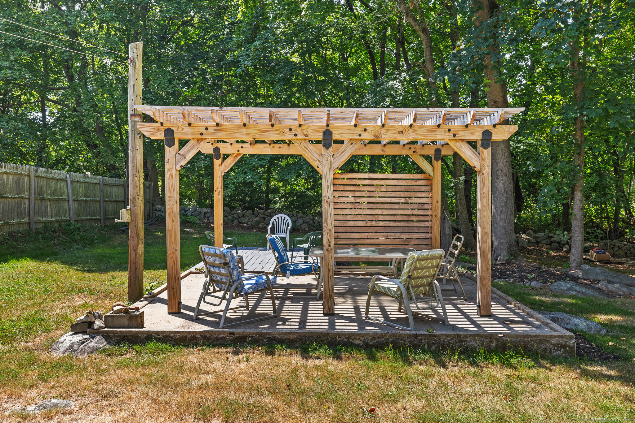 24 Pine Street Waterford, CT 06385 - Photo 27 of 39