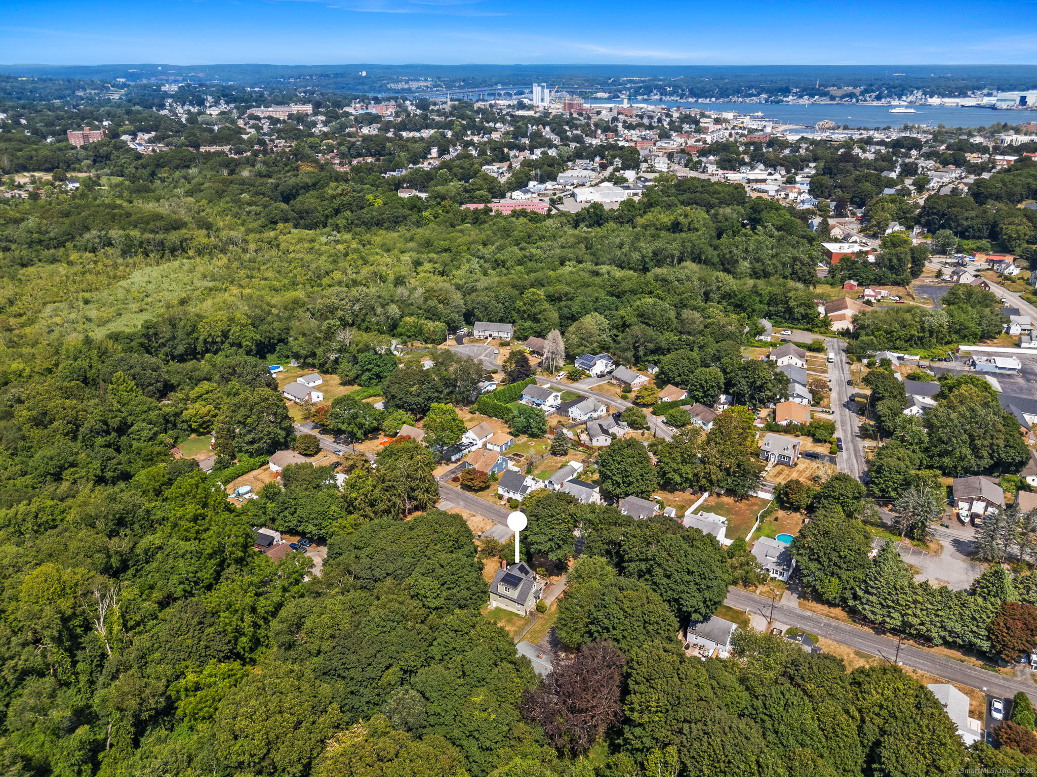 24 Pine Street Waterford, CT 06385 - Photo 30 of 39