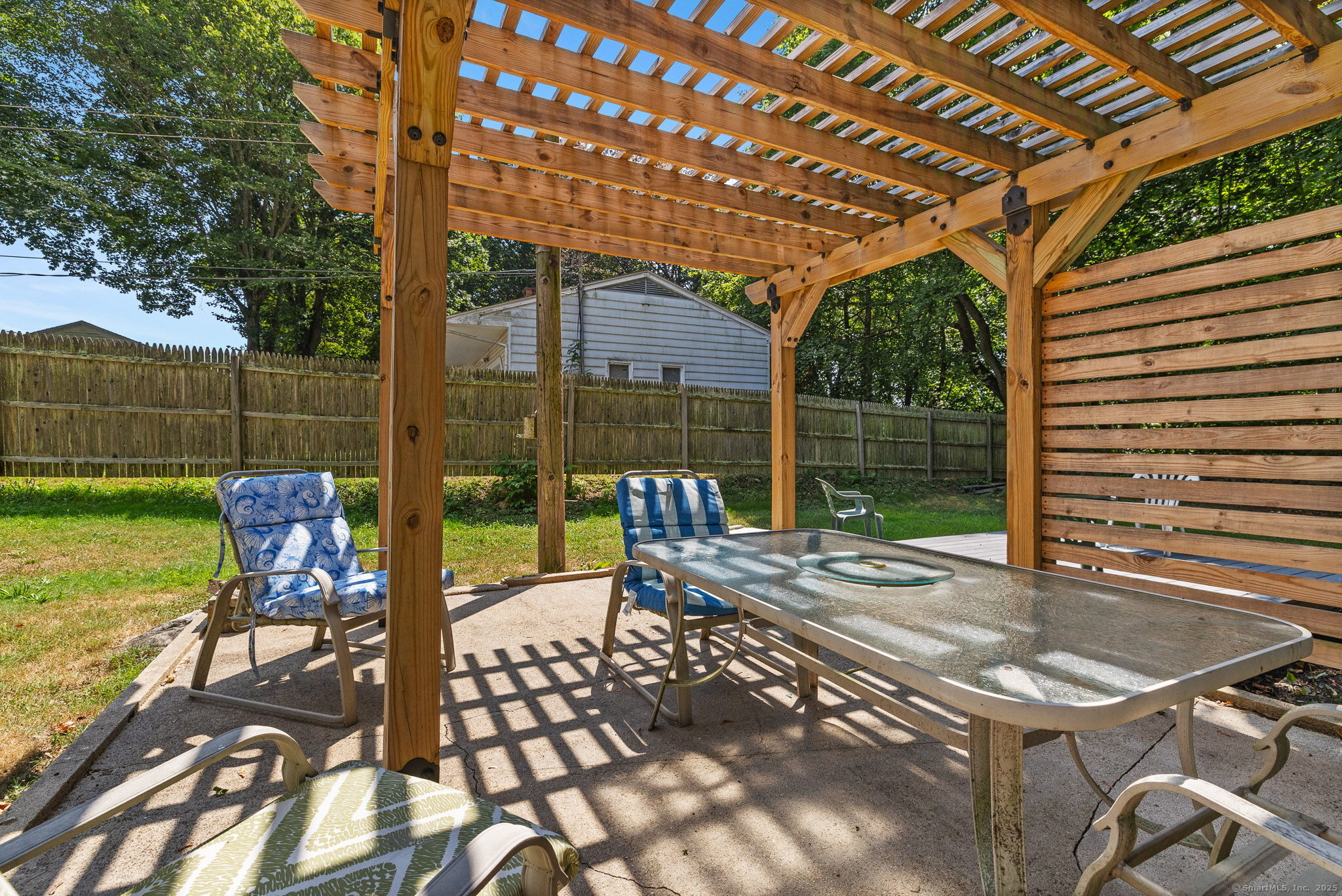 24 Pine Street Waterford, CT 06385 - Photo 34 of 39