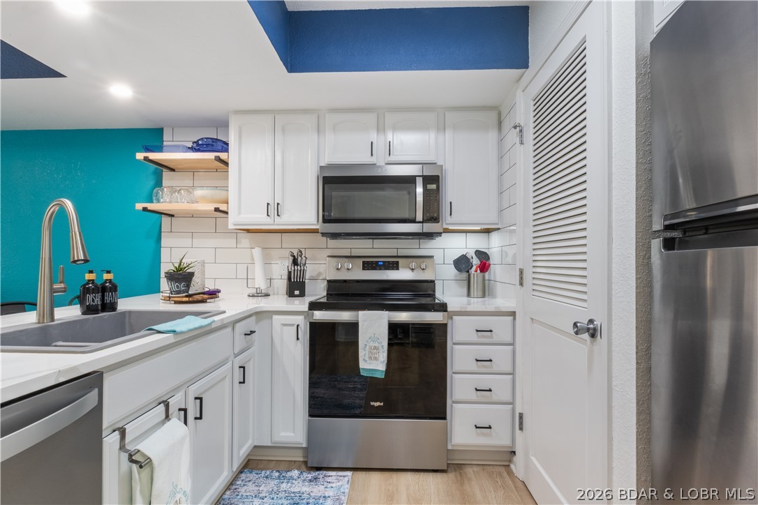 40 Lighthouse Road, Unit 4203 Lake Ozark, MO 65049 - Photo 4 of 25