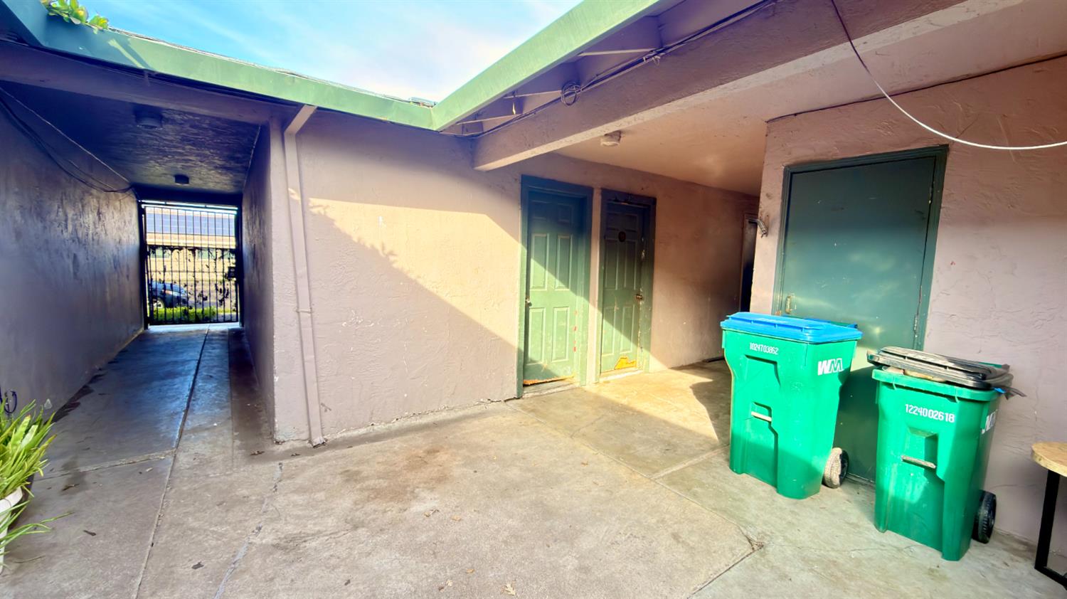 728 East Swain Road Stockton, CA 95207 - Photo 13 of 15