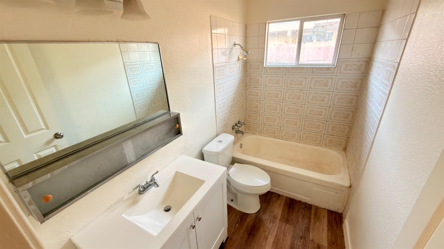 728 East Swain Road Stockton, CA 95207 - Photo 10 of 15