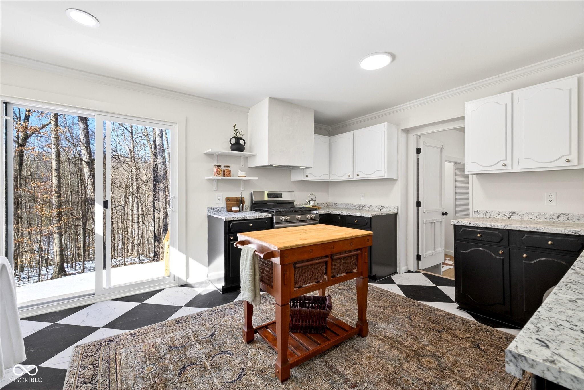 8625 North Fish Road Bloomington, IN 47408 - Photo 12 of 30 Gallery Image 12